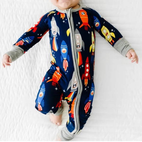 LITTLE SLEEPIES SPACE EXPLORER zippy new size 2T - Picture 2 of 7